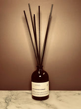 Load image into Gallery viewer, Lemongrass & Ginger Fibre Reed Diffuser