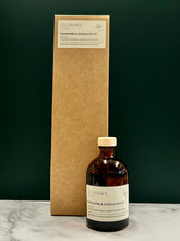 Load image into Gallery viewer, Mandarin & Sandalwood Fibre Reed Diffuser