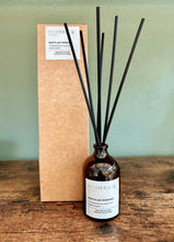 Load image into Gallery viewer, NOSTALGIC ROMANCE Fibre Reed Diffuser
