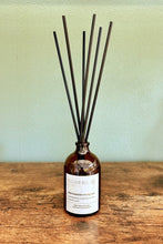 Load image into Gallery viewer, WINTERBERRY PARLOUR Fibre Reed Diffuser
